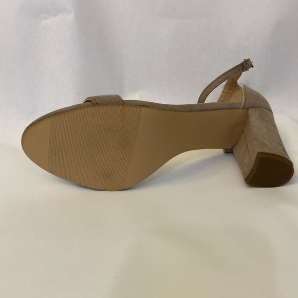 Madden Girl Beige Tan Block Heels Size 10 - Picture 5 of 5